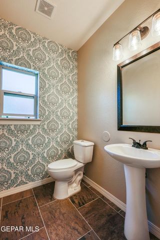 5525 VALLEY CEDAR Drive, El Paso, TX 79932