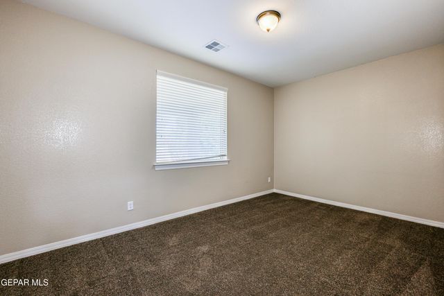 5525 VALLEY CEDAR Drive, El Paso, TX 79932