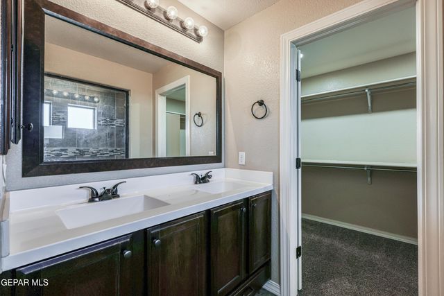5525 VALLEY CEDAR Drive, El Paso, TX 79932