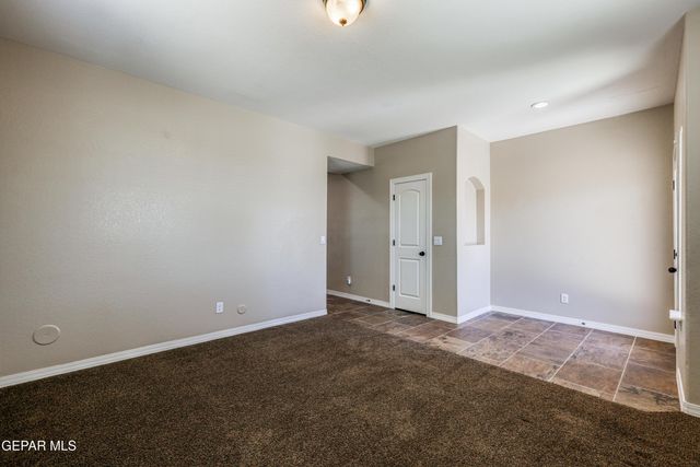 5525 VALLEY CEDAR Drive, El Paso, TX 79932