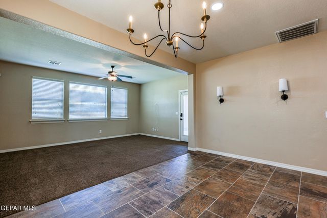 5525 VALLEY CEDAR Drive, El Paso, TX 79932