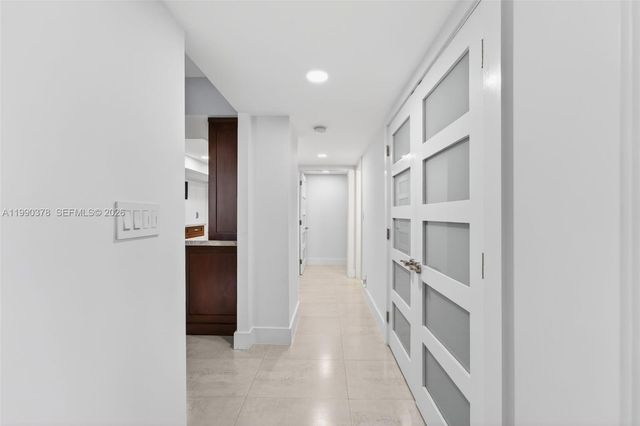 3725 S Ocean Dr 1024, Hollywood, FL 33019