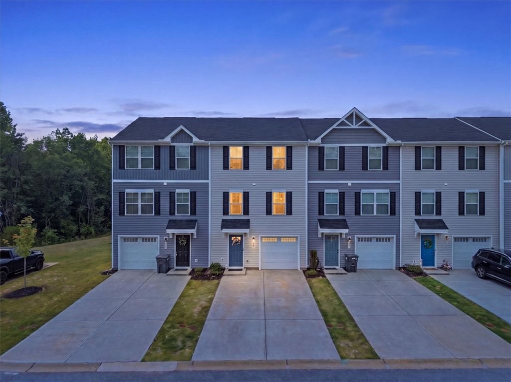 226 Maple Forge Trail, Greenville, SC 29617