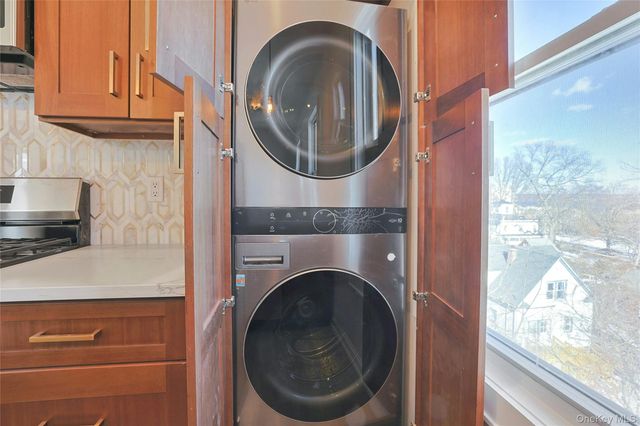 77 S Broadway 2, Nyack, NY 10960