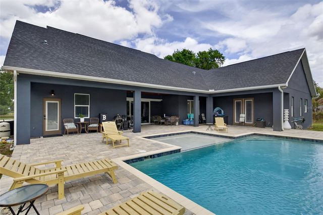 2851 BRUTON ROAD, Plant City, FL 33565