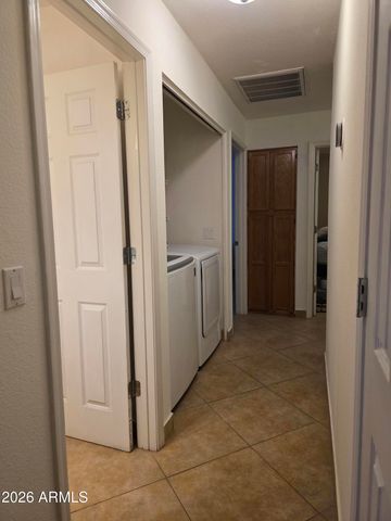8641 W ROANOKE Avenue, Phoenix, AZ 85037