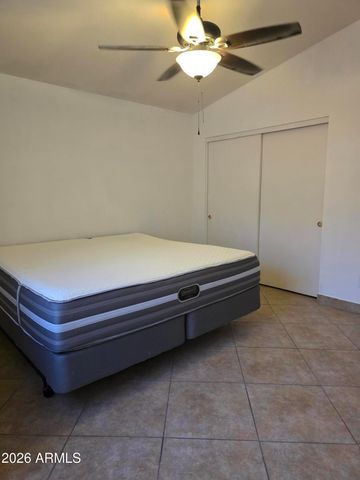8641 W ROANOKE Avenue, Phoenix, AZ 85037
