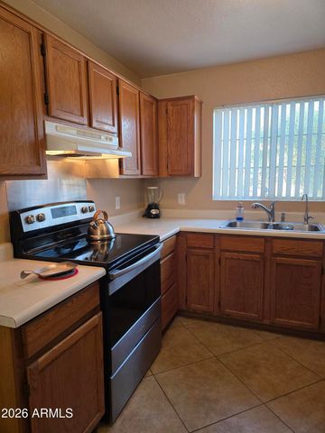 8641 W ROANOKE Avenue, Phoenix, AZ 85037