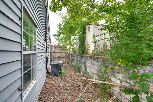 614 Poplar Pl, Nashville, TN 37216