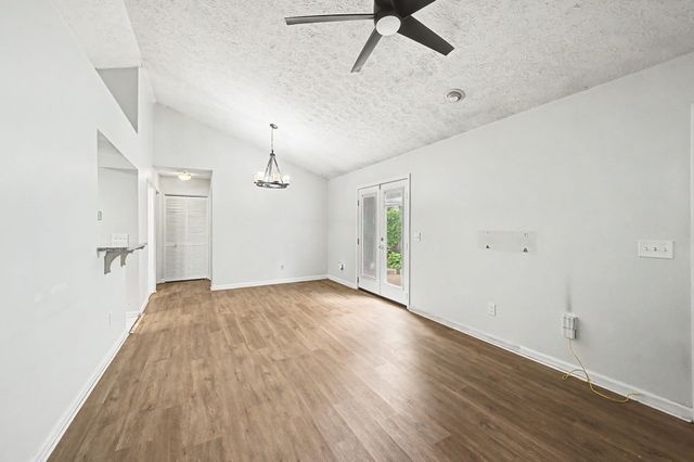 614 Poplar Pl, Nashville, TN 37216