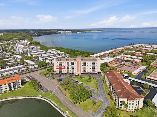 19029 US HIGHWAY 19 N 9-401, Clearwater, FL 33764