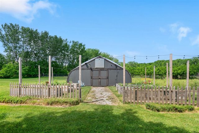 9962 Holden Road, Baroda, MI 49101