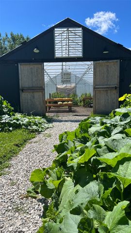 9962 Holden Road, Baroda, MI 49101