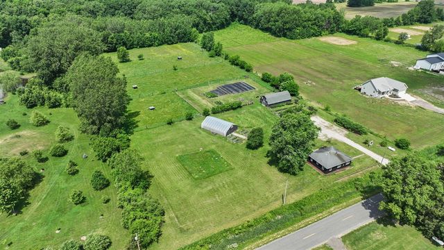 9962 Holden Road, Baroda, MI 49101