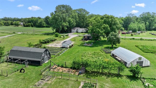 9962 Holden Road, Baroda, MI 49101