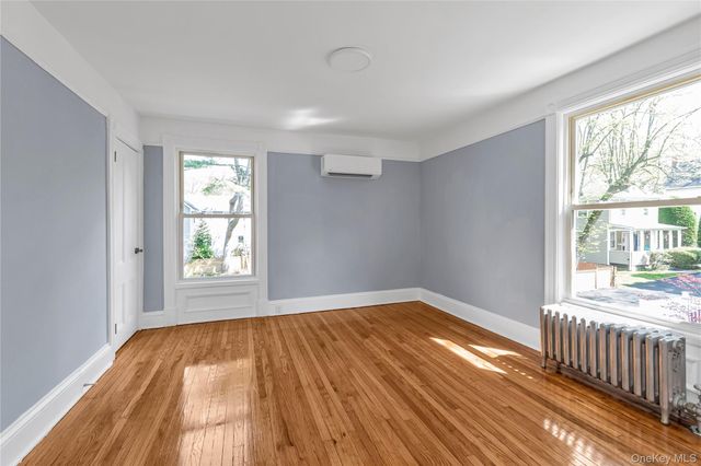 51 Park Place, Sea Cliff, NY 11579