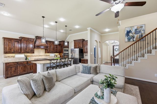 9714 Amberwoods Lane, Frisco, TX 75035