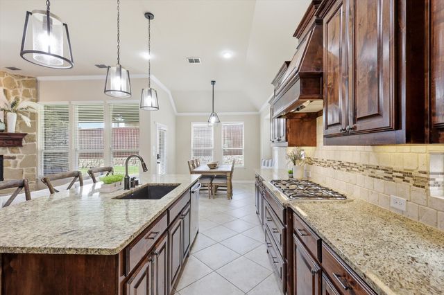 9714 Amberwoods Lane, Frisco, TX 75035