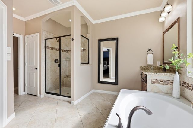 9714 Amberwoods Lane, Frisco, TX 75035
