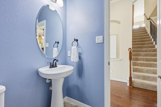9714 Amberwoods Lane, Frisco, TX 75035
