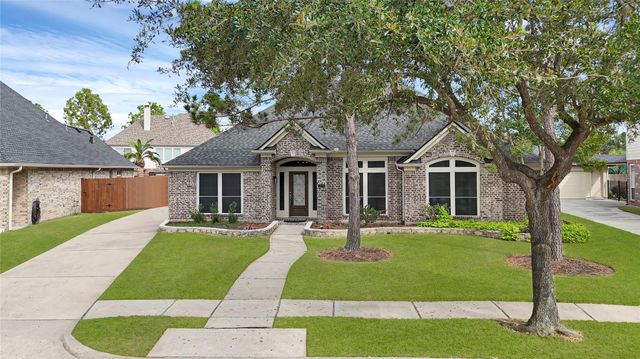 1175 Rustling Wind Lane, Houston, TX 77573