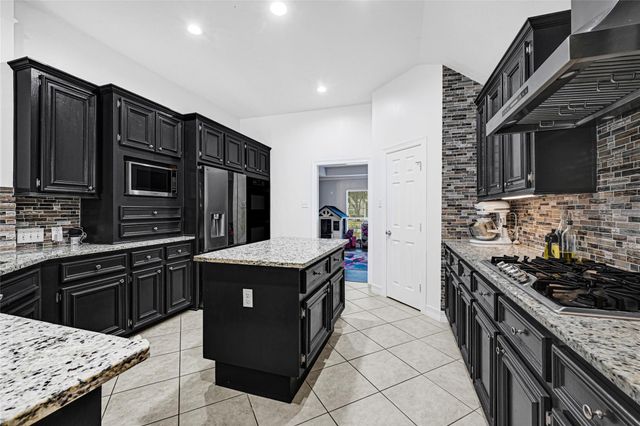 1175 Rustling Wind Lane, Houston, TX 77573