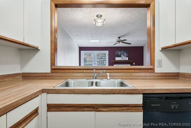 1194 Windham Court, Fayetteville, NC 28303