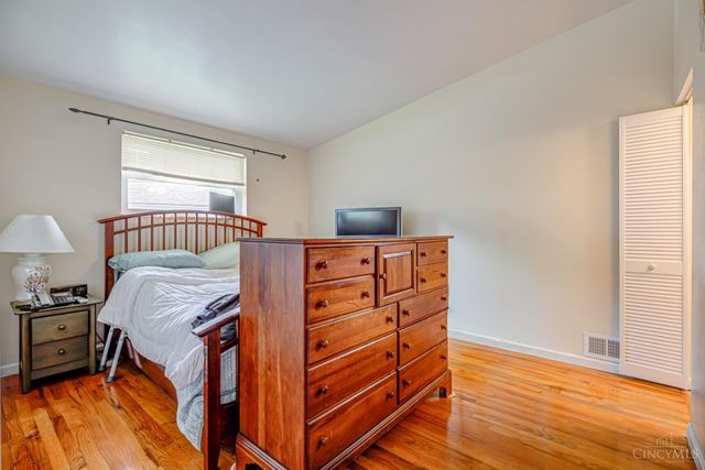 362 Glen Oaks Drive, Delhi Twp, OH 45238