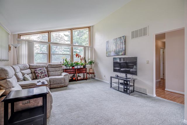 362 Glen Oaks Drive, Delhi Twp, OH 45238