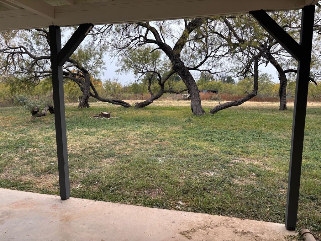 Image 16 of property listing at 8575 N Grape Creek Road, San Angelo, TX 76901