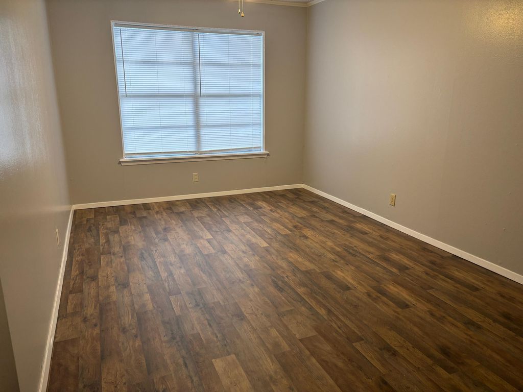 Image 5 of property listing at 8575 N Grape Creek Road, San Angelo, TX 76901