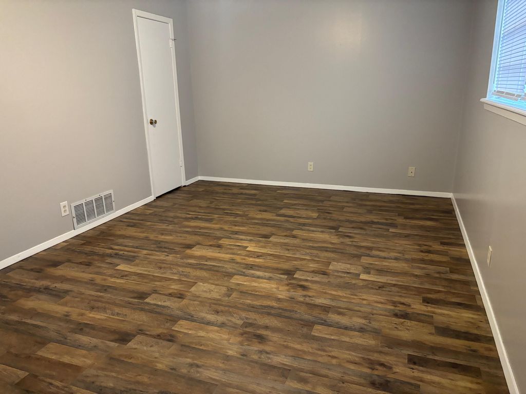 Image 7 of property listing at 8575 N Grape Creek Road, San Angelo, TX 76901