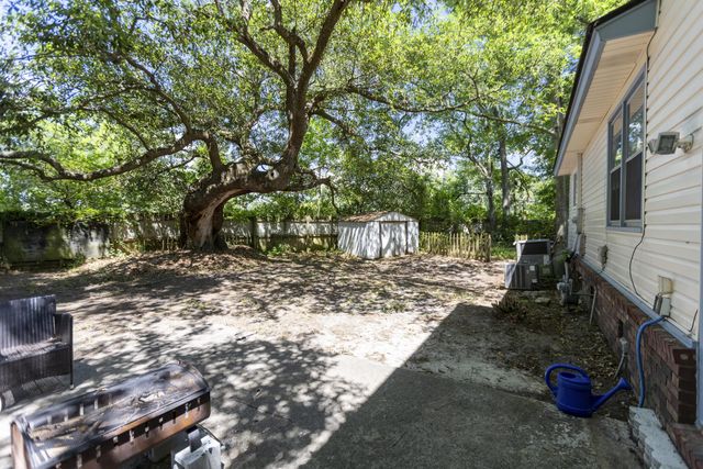 207 Foxcroft Lane, Summerville, SC 29485