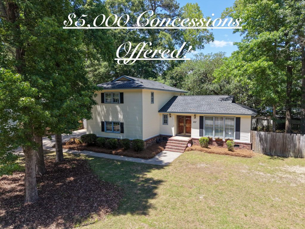 207 Foxcroft Lane, Summerville, SC 29485