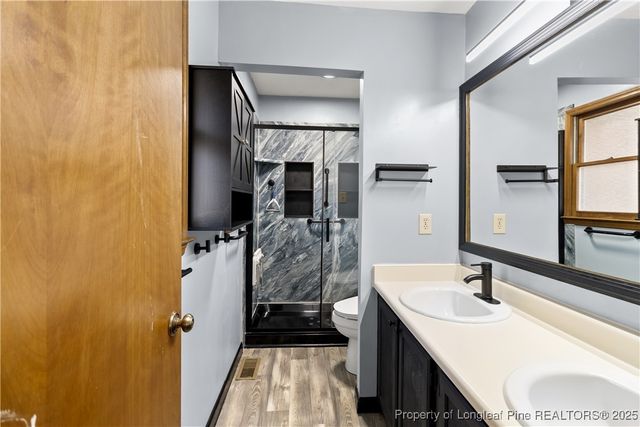 5703 Lochness Court, Fayetteville, NC 28304