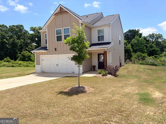 110 Red Barn Court, Perry, GA 31069