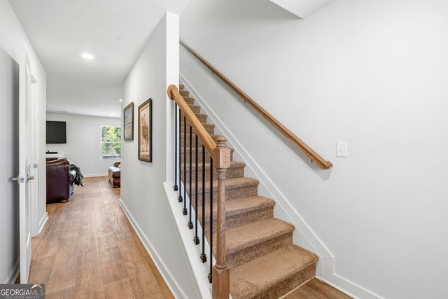 110 Red Barn Court, Perry, GA 31069