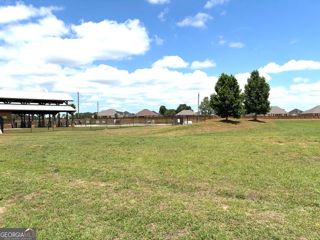 110 Red Barn Court, Perry, GA 31069