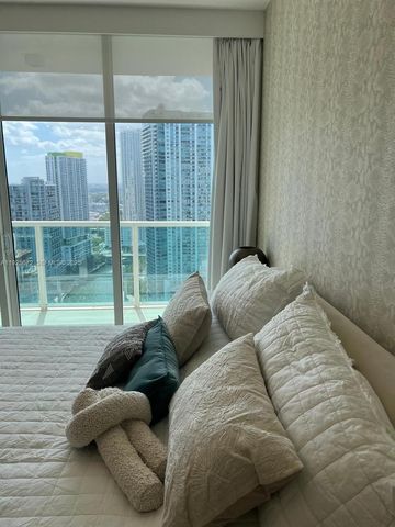 31 SE 5th St 3921, Miami, FL 33131