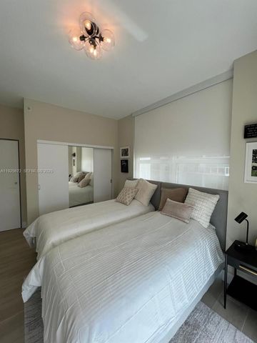 31 SE 5th St 3921, Miami, FL 33131