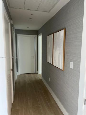 31 SE 5th St 3921, Miami, FL 33131