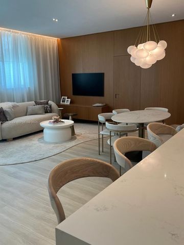 31 SE 5th St 3921, Miami, FL 33131