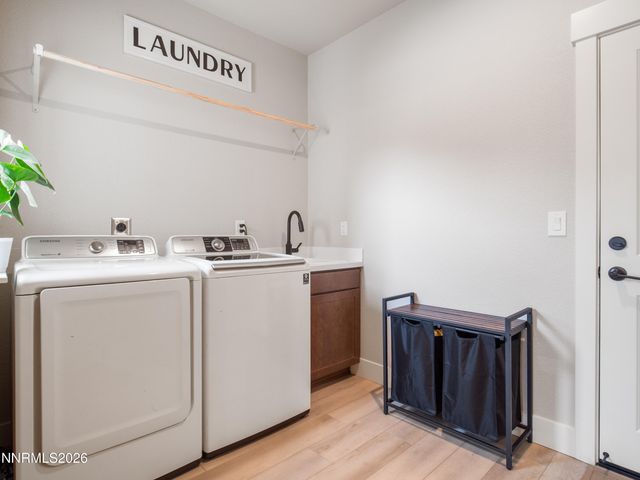 408 Kelsey Court, Minden, NV 89423