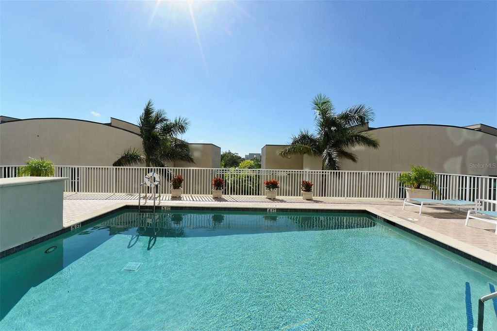Image 34 of property listing at 1771 RINGLING BOULEVARD 1008, Sarasota, FL 34236