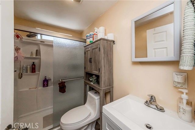 623 E 36th Street, Los Angeles, CA 90011