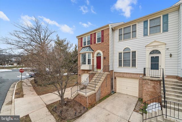 46868 RABBITRUN TER, Sterling, VA 20164