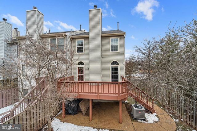 46868 RABBITRUN TER, Sterling, VA 20164