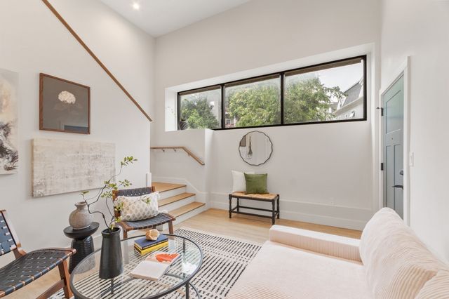 1246 Broadway 2, Somerville, MA 02144