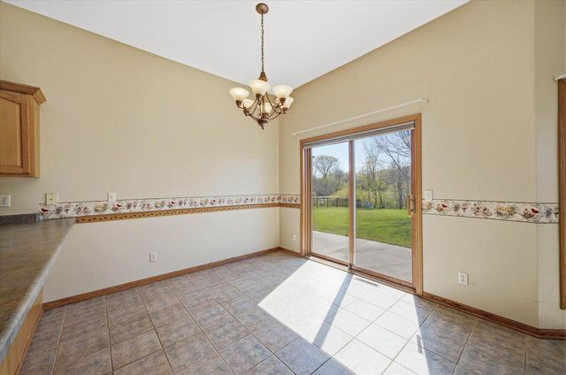 437 Emerald Hills DRIVE, Fredonia, WI 53021