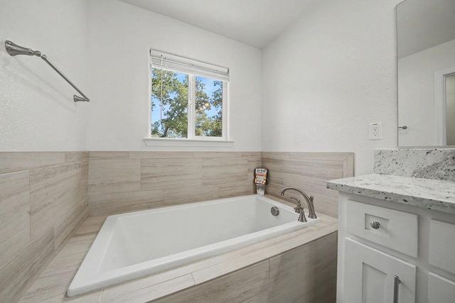 13871 Petersen Ranch Dr, Pine Grove, CA 95665